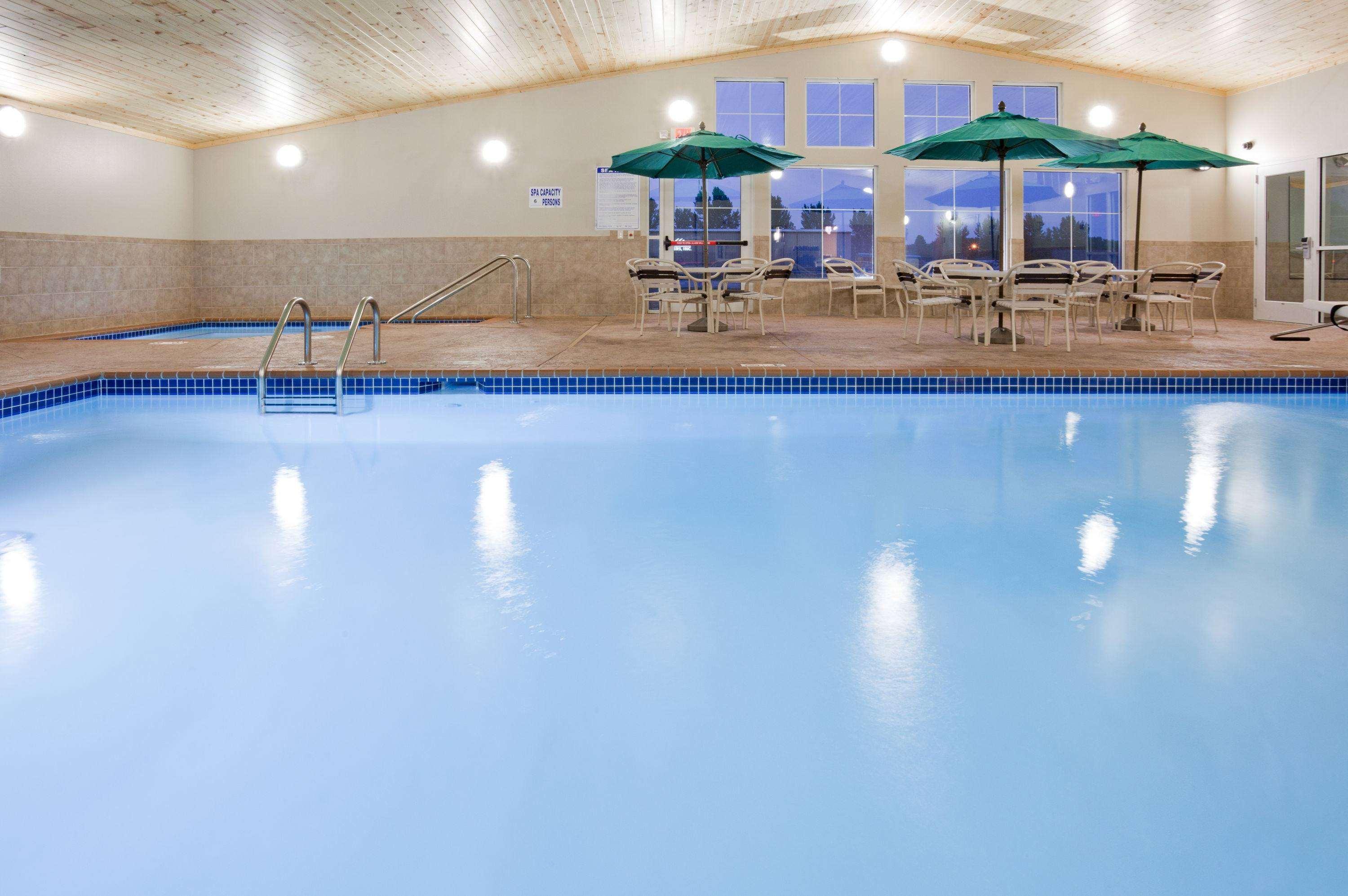 Americinn By Wyndham Hawley Buitenkant foto